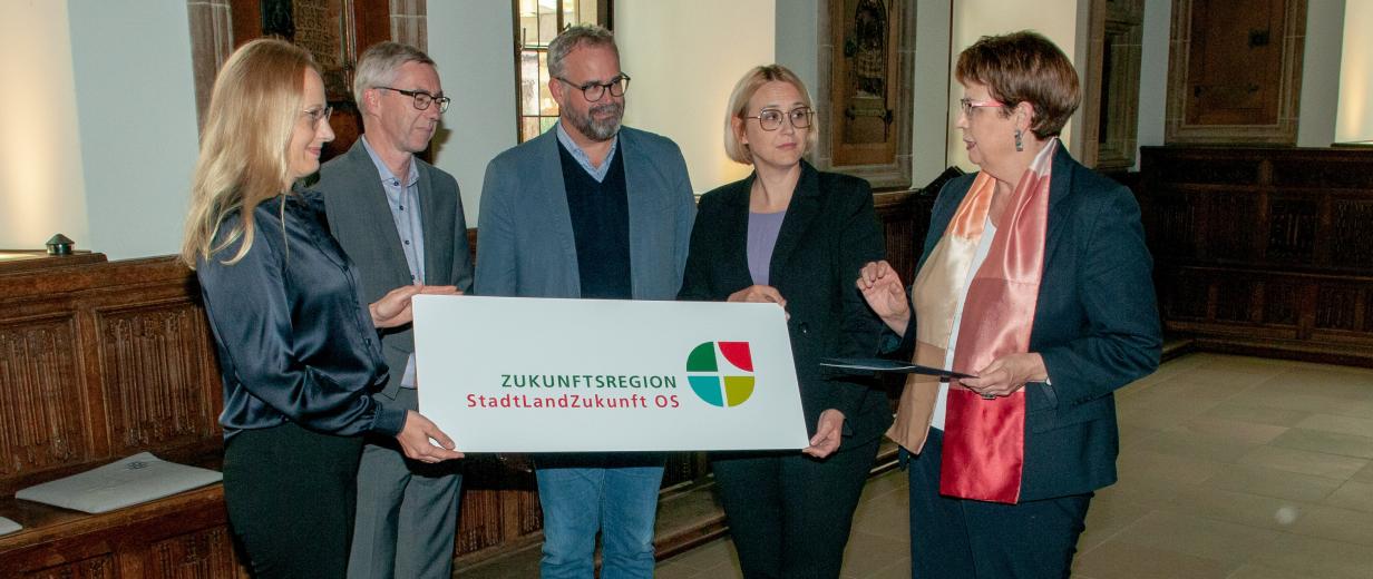 Stadt und Landkreis Osnabrück werden zur Zukunftsregion 5 Personen im Osnabrücker Radthaus