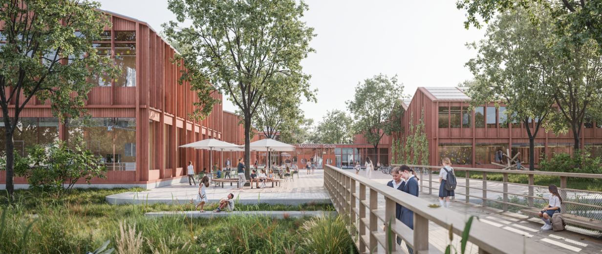 Blick auf einen Schulhof mit Personen.