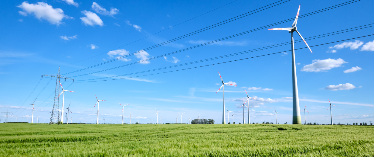 Landschaft mit Windenergie