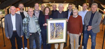 Gruppe von Personen mit Bild