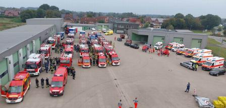 Großübung der Kreisfeuerwehr Osnabrück zwischen Bersenbrück und Ankum Großübung der Kreisfeuerwehr Osnabrück zwischen Bersenbrück und Ankum