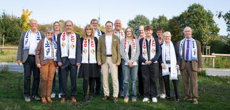 Gruppe von Personen im Freien