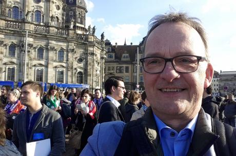 Bundeskonferenz in Dresden als Zeichen gegen Fremdenfeindlichkeit