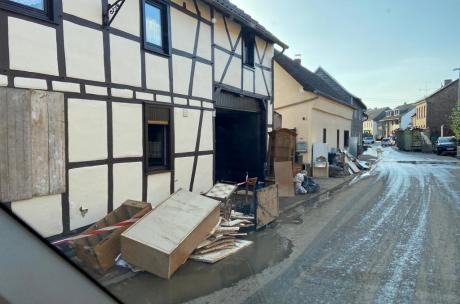 Hochwasser Feuerwehreinsatz in NRW Hochwasser Feuerwehreinsatz in NRW