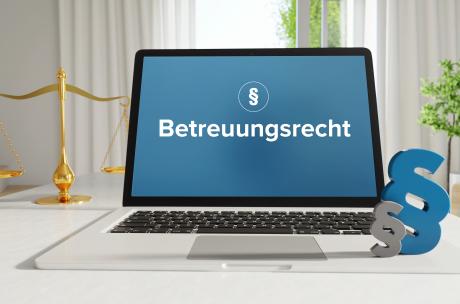 Betreuungsrecht Laptop auf einem Schreibtisch