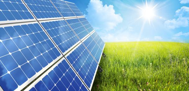 Solaranlage Solaranlage und Sonnenschein