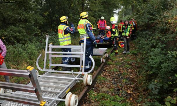 Großübung der Kreisfeuerwehr Osnabrück zwischen Bersenbrück und Ankum